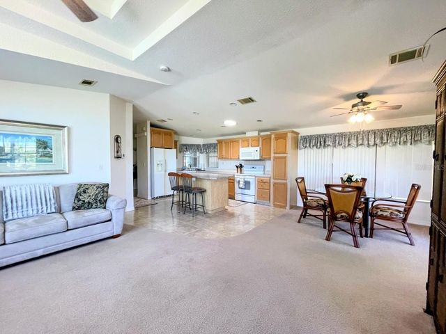 817 S WATERWAY, Venice, FL 34285