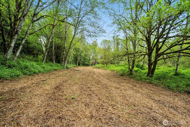 2 NE Lewisville Highway, Yacolt, WA 98675