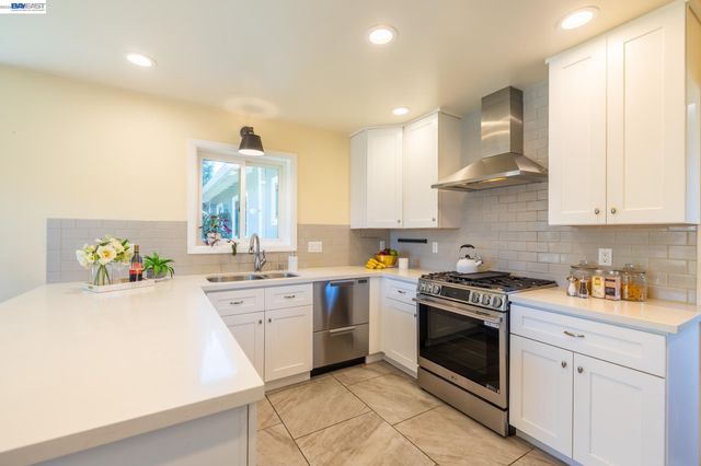 4742 El Rey Ave, Fremont, CA 94536
