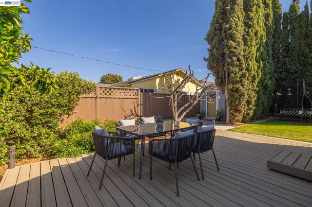4742 El Rey Ave, Fremont, CA 94536