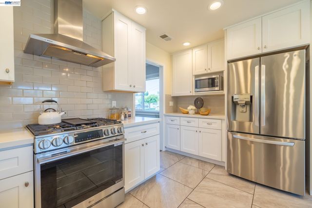 4742 El Rey Ave, Fremont, CA 94536