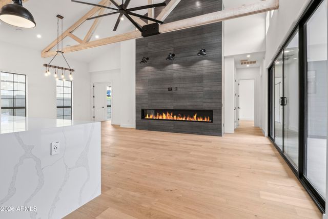 915 W ARDMORE Road 11, Phoenix, AZ 85041