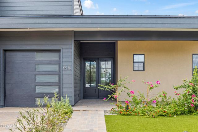 915 W ARDMORE Road 11, Phoenix, AZ 85041