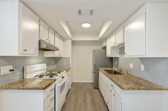 9809 Aberdeen WAY, Austin, TX 78753