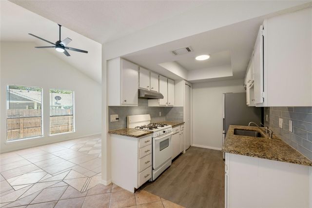 9809 Aberdeen WAY, Austin, TX 78753