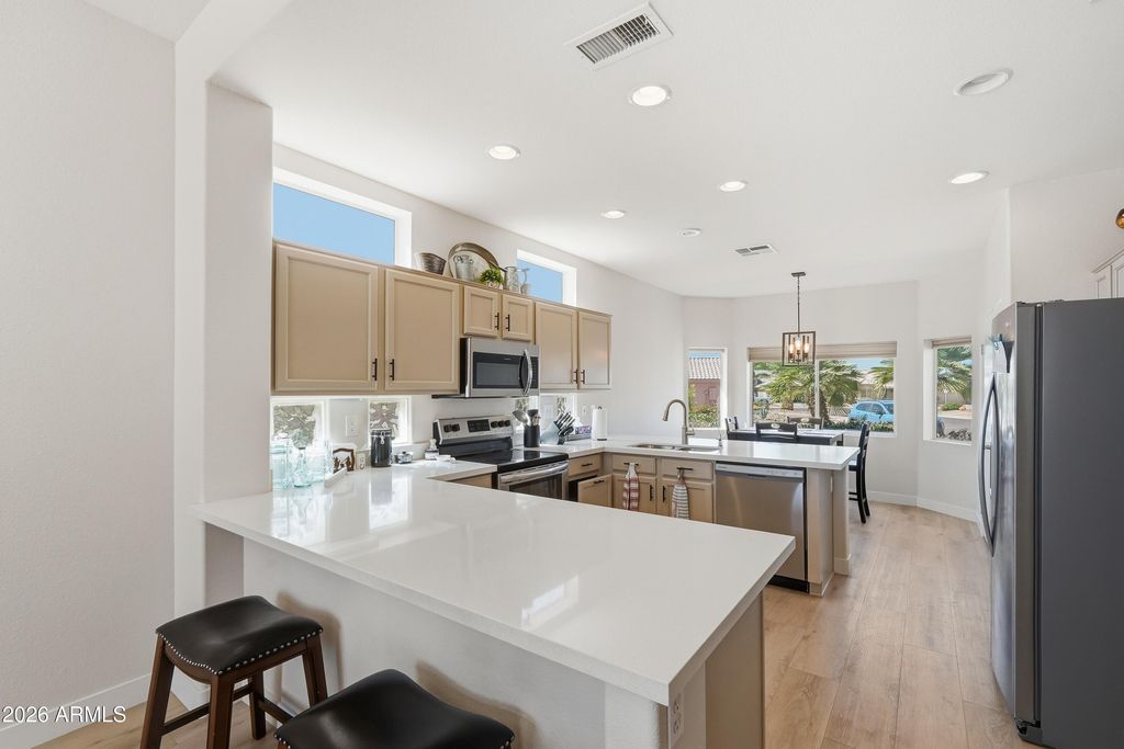 23209 N MIRAGE Lane, Sun City West, AZ 85375
