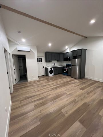 1262 E 124th Street, Compton, CA 90059