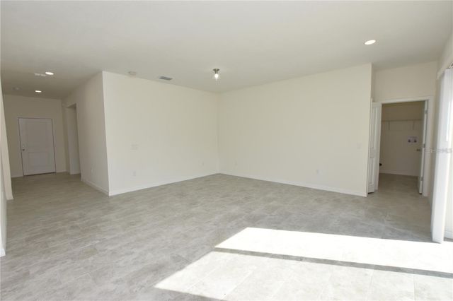 206 W CRESCENT DRIVE, Lakeland, FL 33805