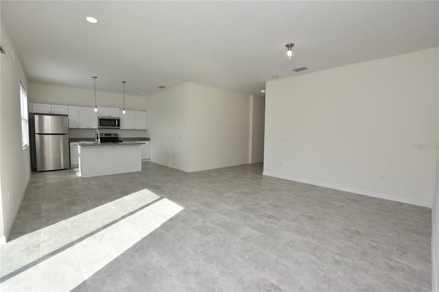 206 W CRESCENT DRIVE, Lakeland, FL 33805