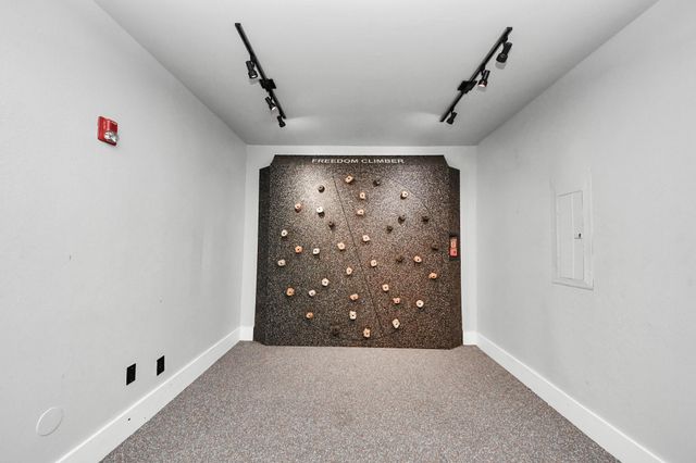 3003 Memorial Court 2425, Houston, TX 77007