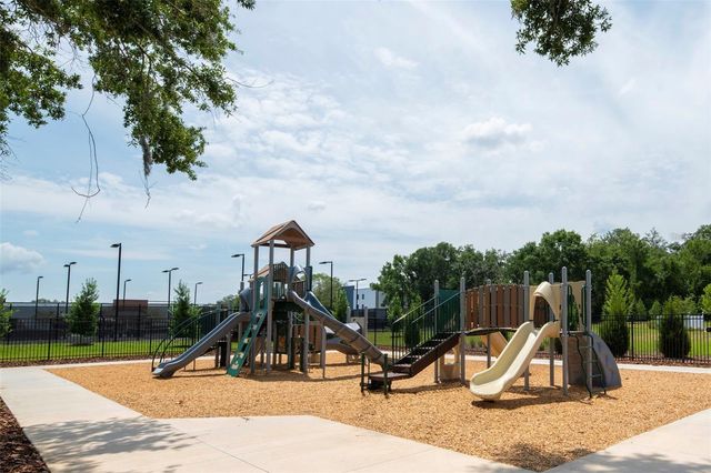 36515 WELL HILL WAY WAY, Zephyrhills, FL 33541