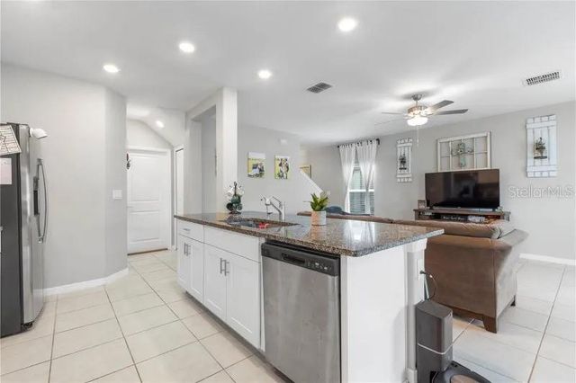 36515 WELL HILL WAY WAY, Zephyrhills, FL 33541