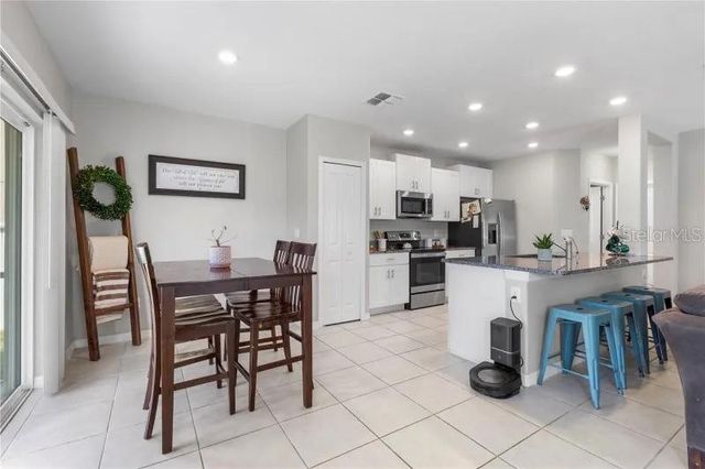 36515 WELL HILL WAY WAY, Zephyrhills, FL 33541