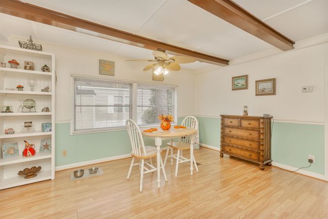 382 W Canal St., Garden City Beach, SC 29576