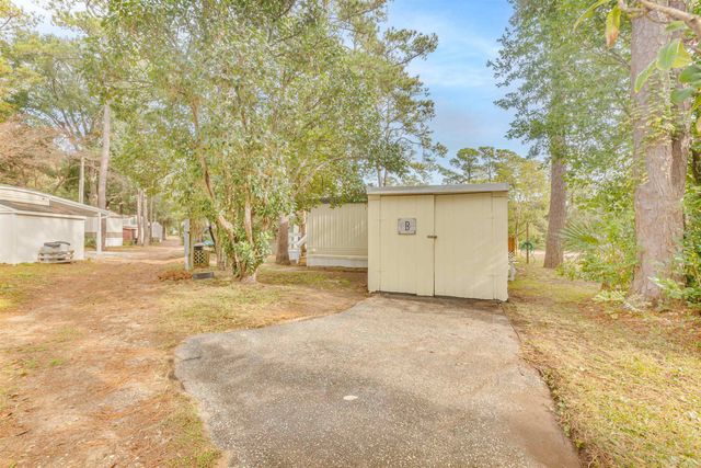 382 W Canal St., Garden City Beach, SC 29576