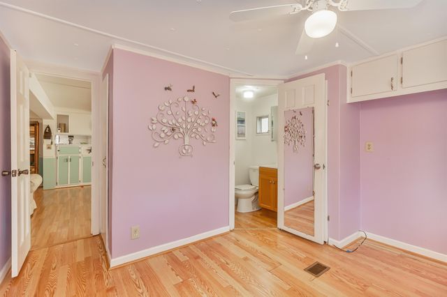 382 W Canal St., Garden City Beach, SC 29576