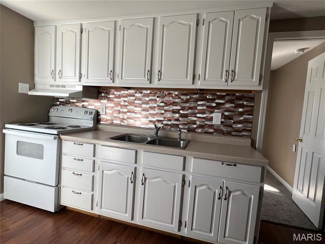 1364 12th Street, Cottage Hills, IL 62018