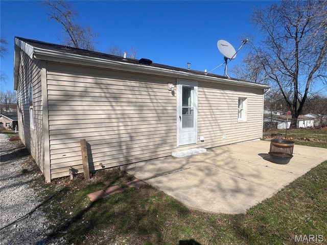 1364 12th Street, Cottage Hills, IL 62018