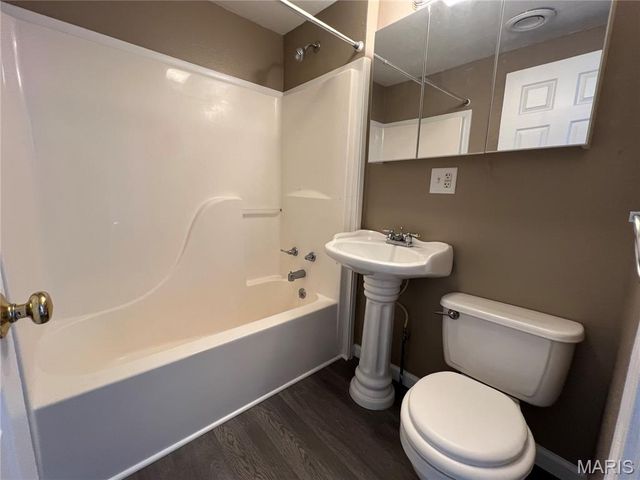 1364 12th Street, Cottage Hills, IL 62018