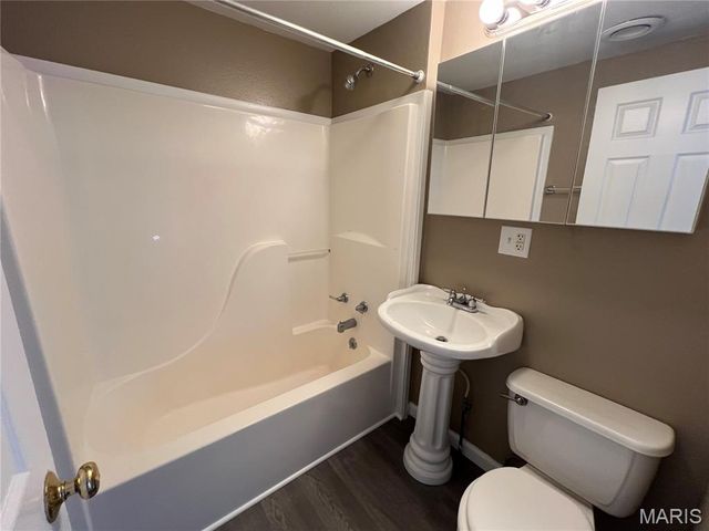 1364 12th Street, Cottage Hills, IL 62018