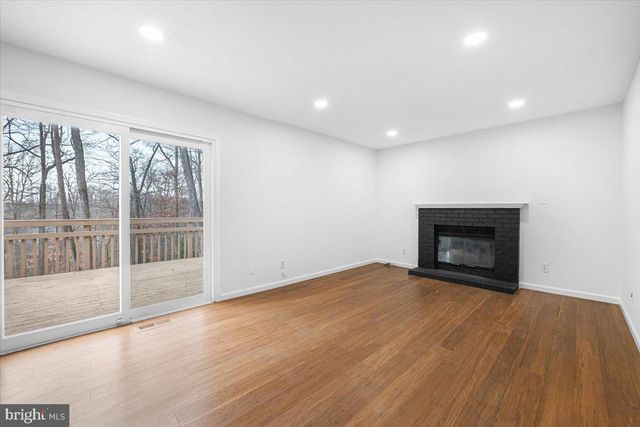 8228 TRIPLE CROWN RD, Bowie, MD 20715