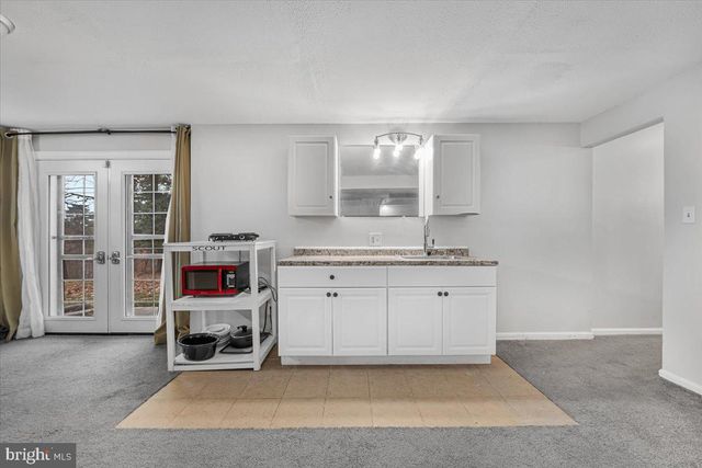 8228 TRIPLE CROWN RD, Bowie, MD 20715