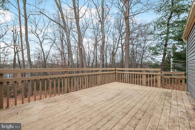 8228 TRIPLE CROWN RD, Bowie, MD 20715