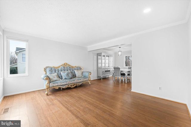 8228 TRIPLE CROWN RD, Bowie, MD 20715