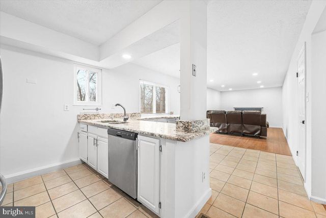 8228 TRIPLE CROWN RD, Bowie, MD 20715