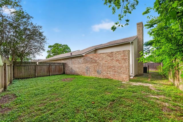 12439 Windy Wisp Lane, Houston, TX 77071