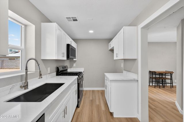 5038 N 18TH Avenue, Phoenix, AZ 85015