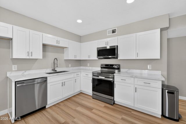 5038 N 18TH Avenue, Phoenix, AZ 85015