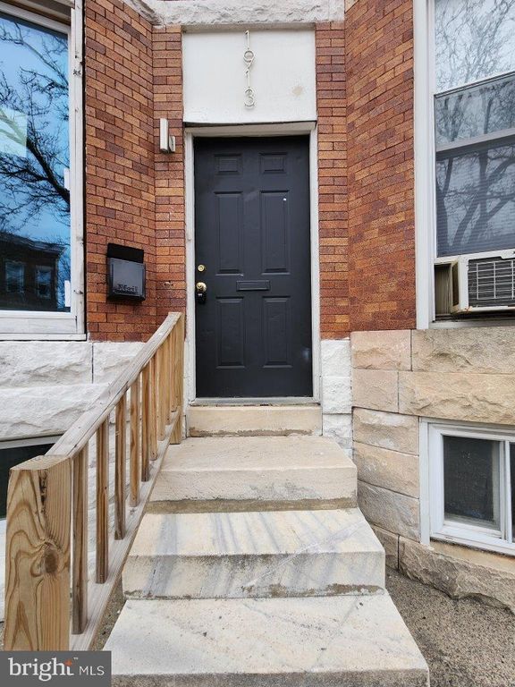 1913 N MONROE ST, Baltimore, MD 21217