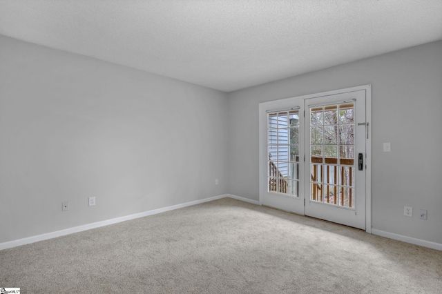 31 Somersett Drive, Spartanburg, SC 29301