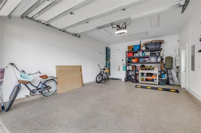 807 E 10TH AVENUE, New Smyrna Beach, FL 32169