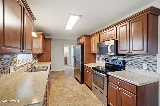 3829 Meadowview Drive, Lima, OH 45805