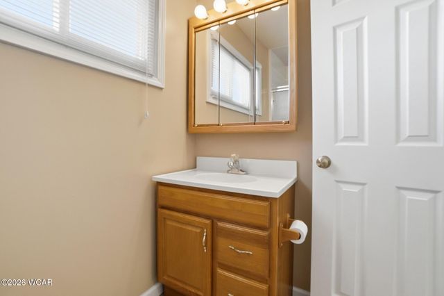 3829 Meadowview Drive, Lima, OH 45805