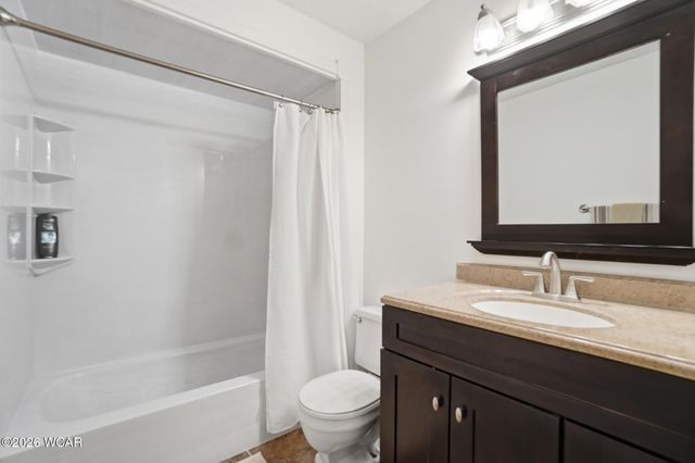 3829 Meadowview Drive, Lima, OH 45805