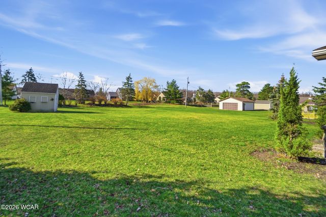 3829 Meadowview Drive, Lima, OH 45805