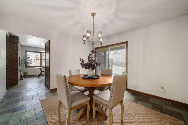 5250 Indian Hill Road, Dublin, OH 43017