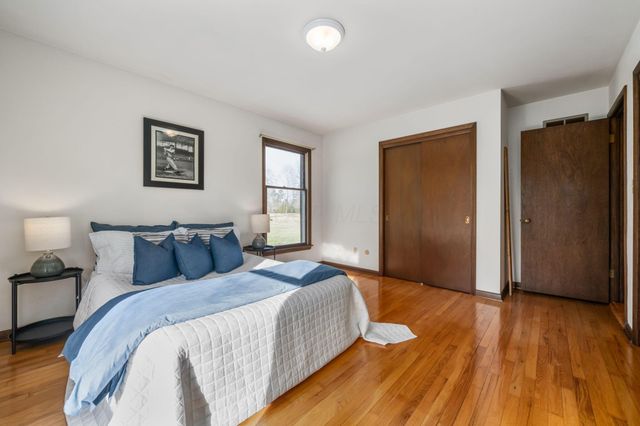 5250 Indian Hill Road, Dublin, OH 43017