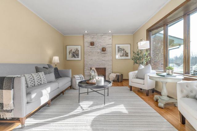 5250 Indian Hill Road, Dublin, OH 43017