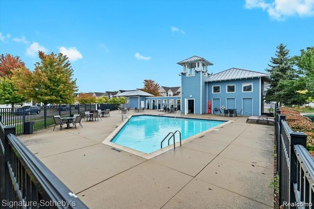 50419 Corey Avenue, Chesterfield, MI 48051