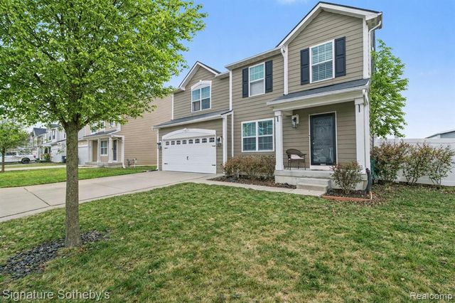 50419 Corey Avenue, Chesterfield, MI 48051