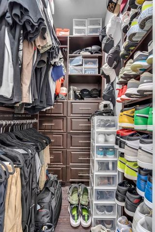 3446 W 90th St, Hialeah, FL 33018