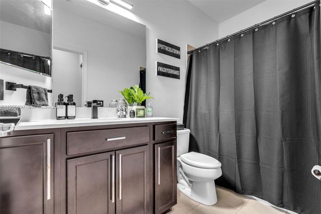 3446 W 90th St, Hialeah, FL 33018