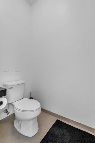 3446 W 90th St, Hialeah, FL 33018