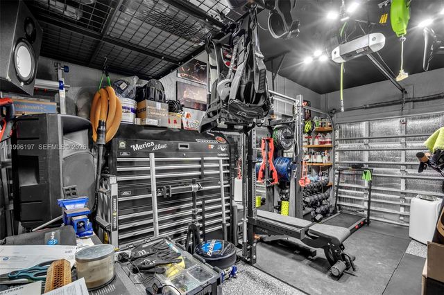 3446 W 90th St, Hialeah, FL 33018