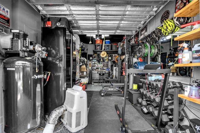 3446 W 90th St, Hialeah, FL 33018