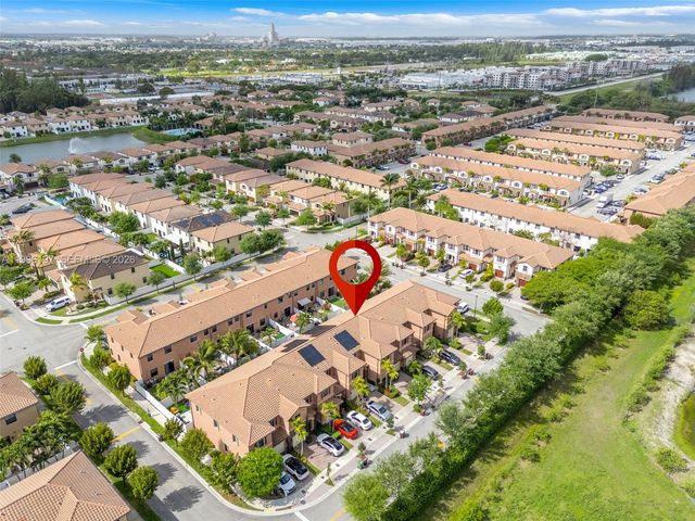 3446 W 90th St, Hialeah, FL 33018